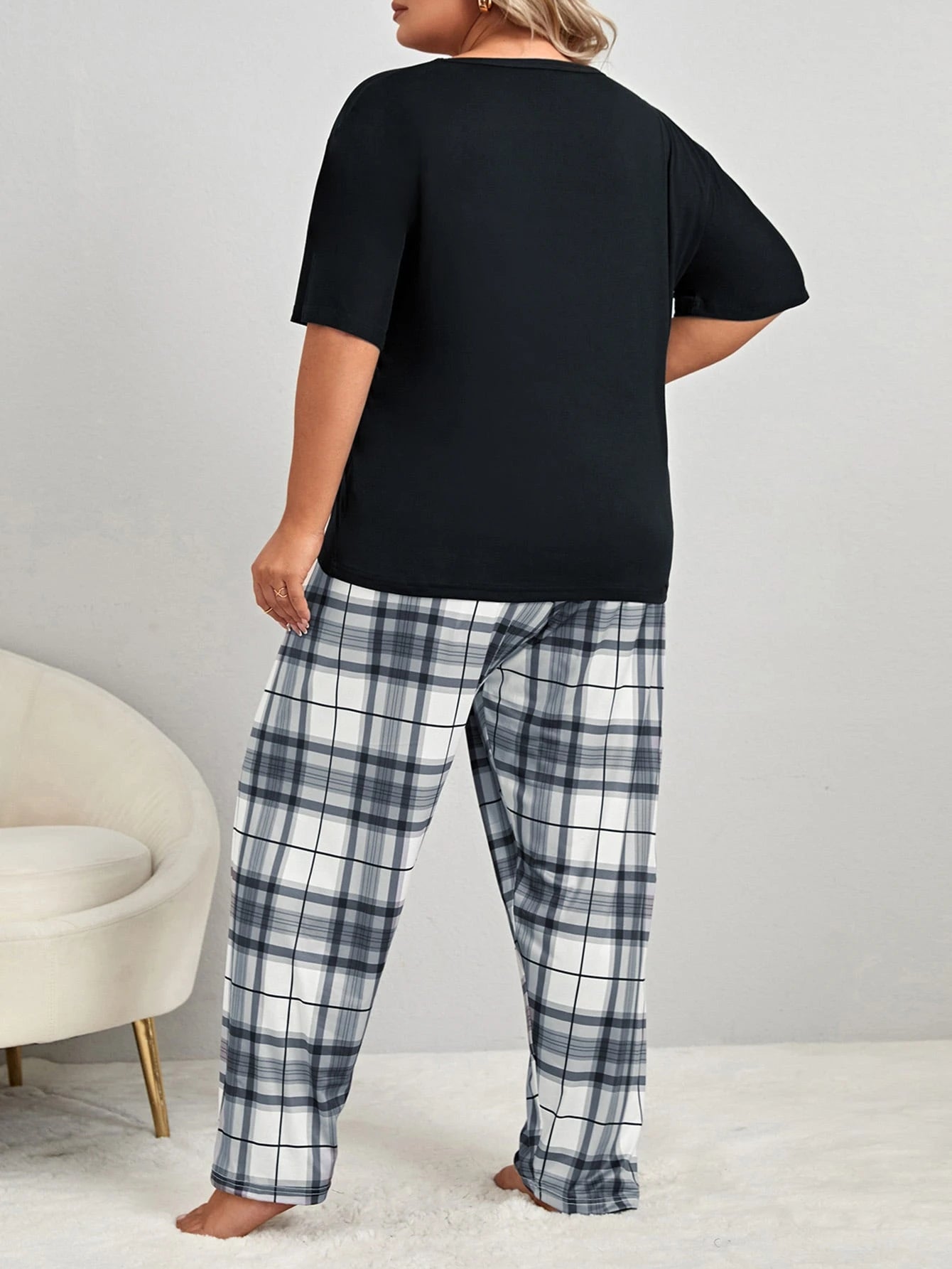 Conjunto de Pijama com Bolso Remendado de Xadrez