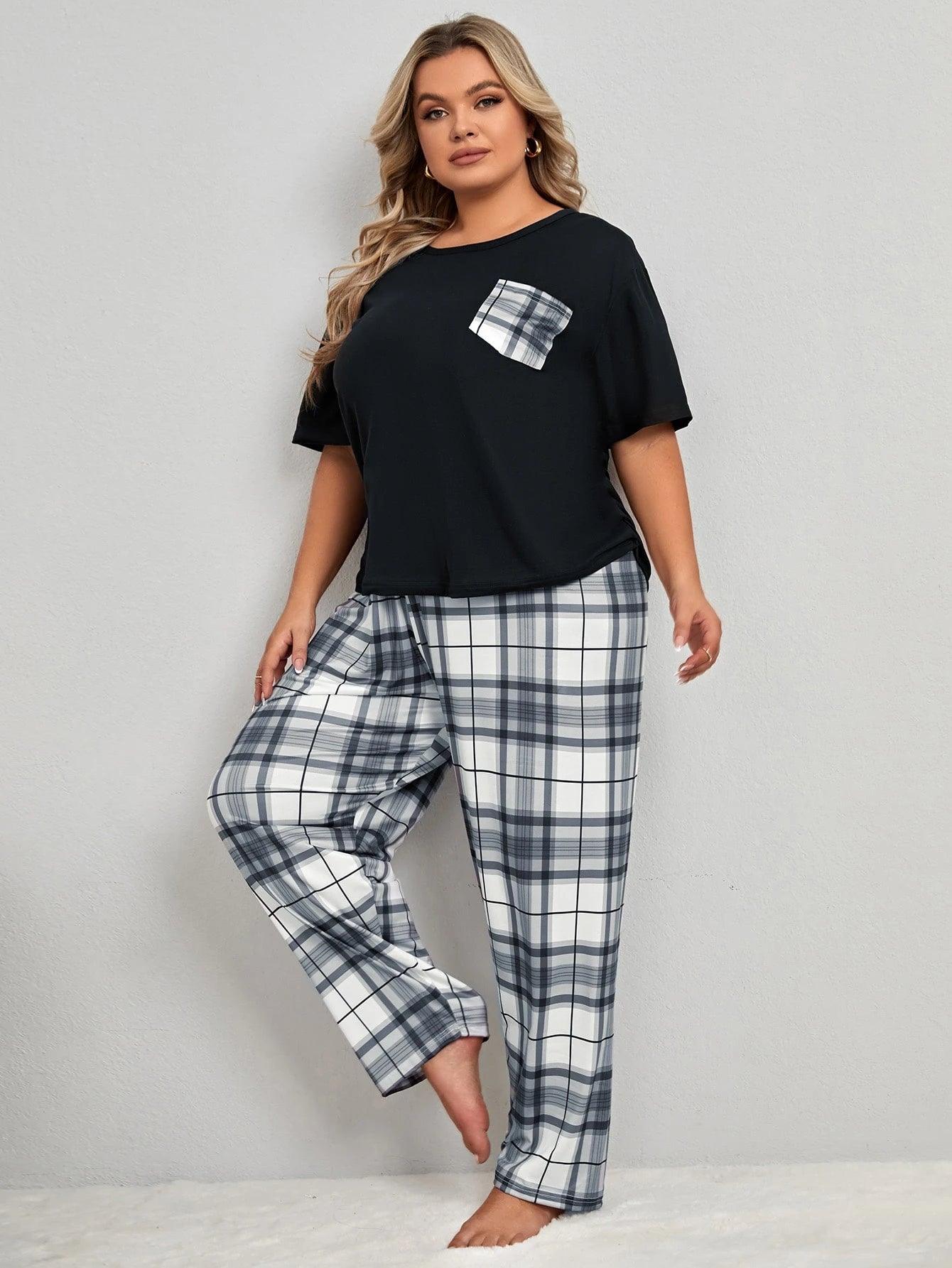 Conjunto de Pijama com Bolso Remendado de Xadrez