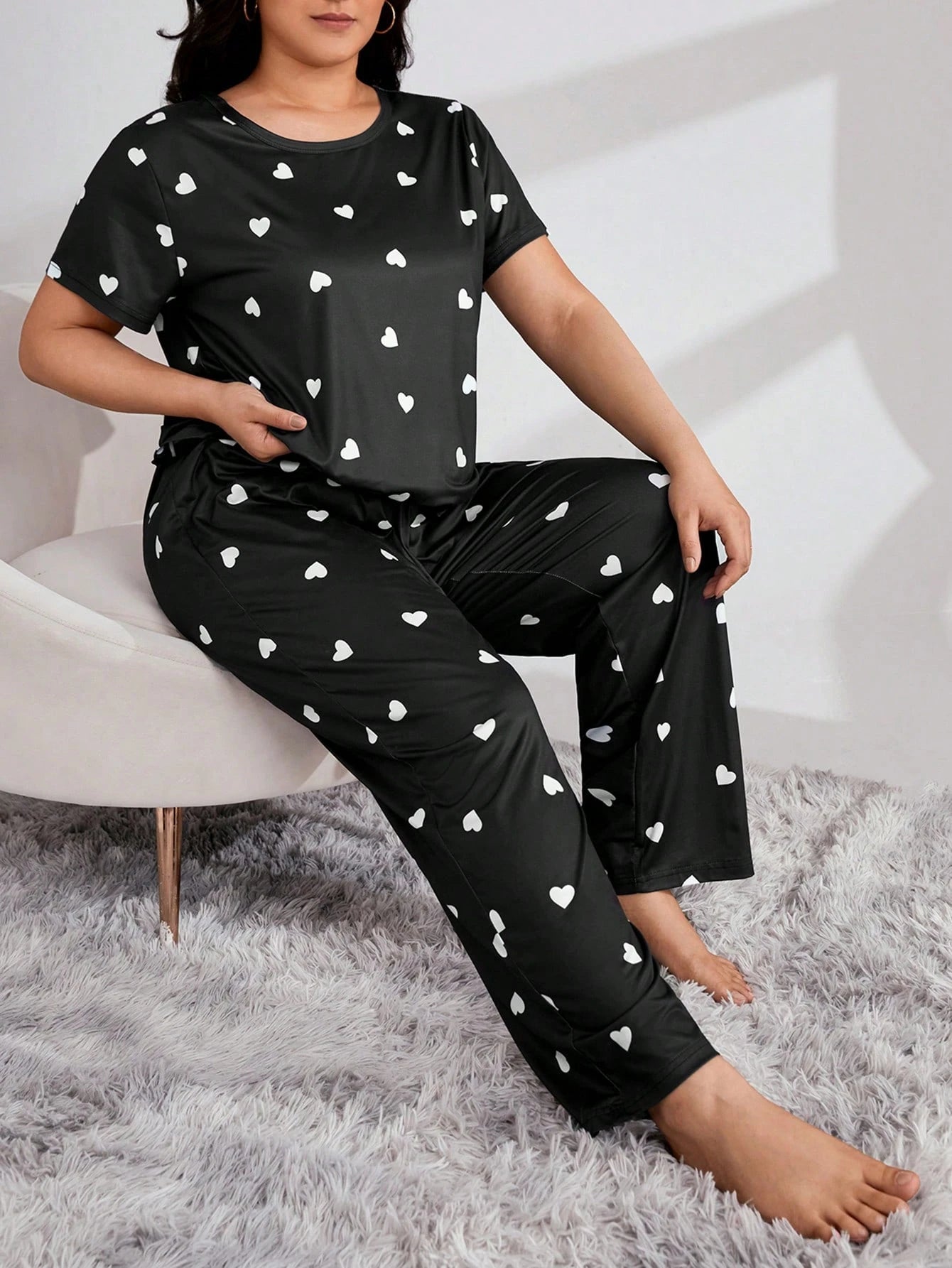 Conjunto de Pijamas / Pijama com Estampa de Coração Plus