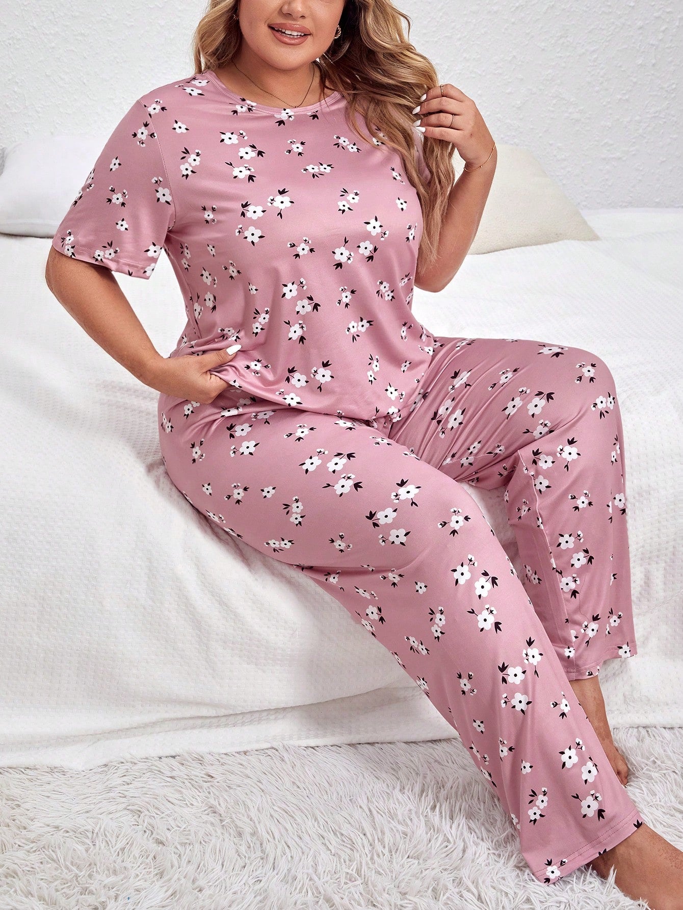 Conjunto de Pijama com Estampa Floral Plus