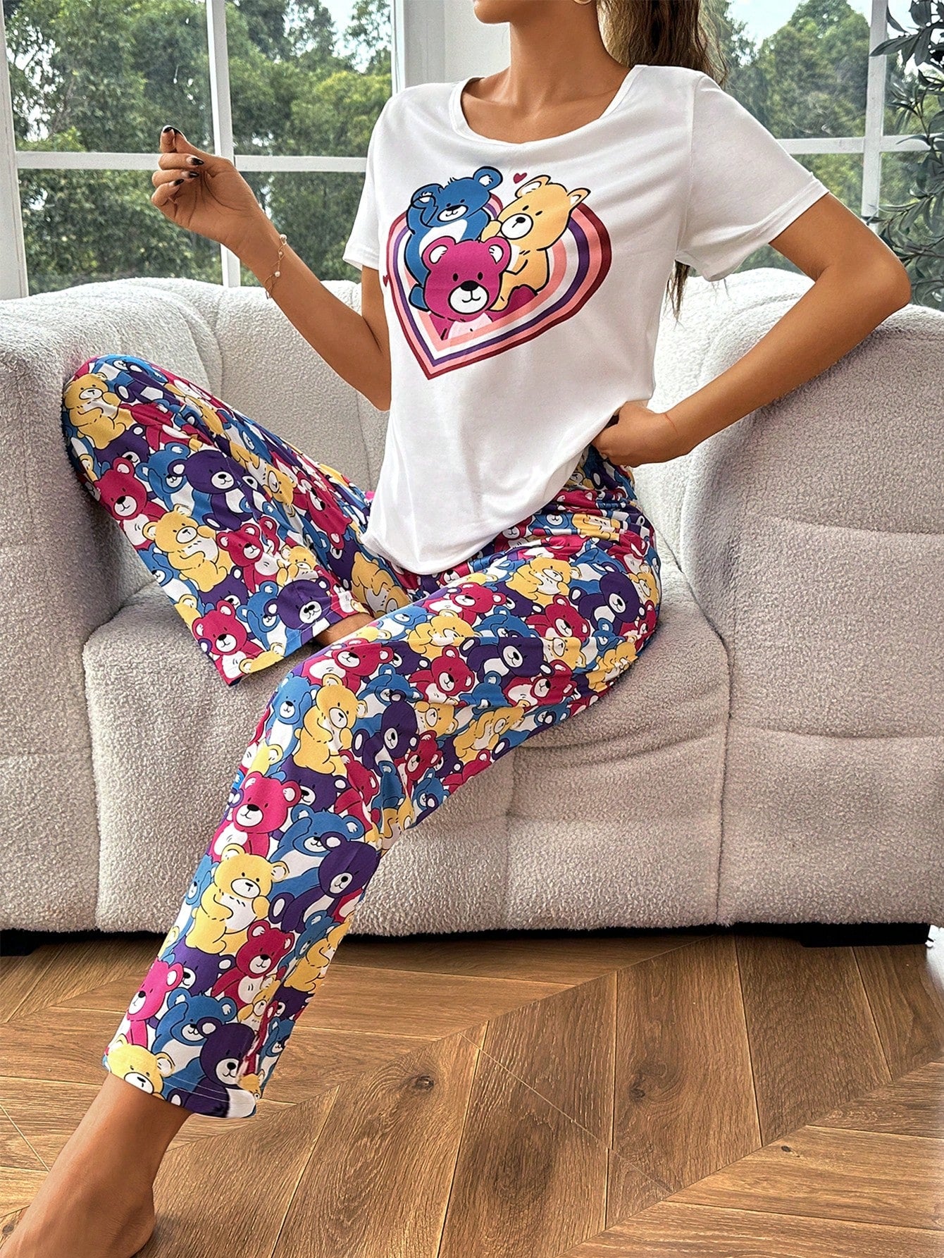 Conjunto de Pijama e Máscara de Olhos com Gráfico de Desenho Animado