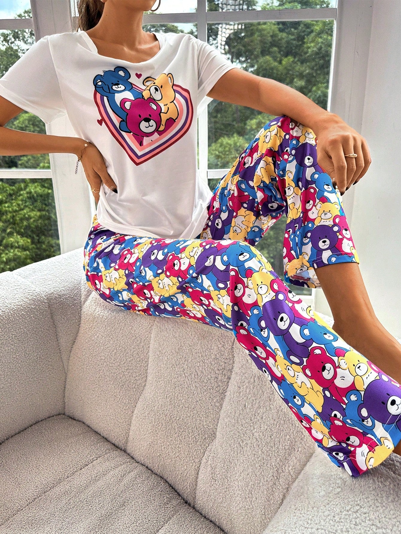 Conjunto de Pijama e Máscara de Olhos com Gráfico de Desenho Animado