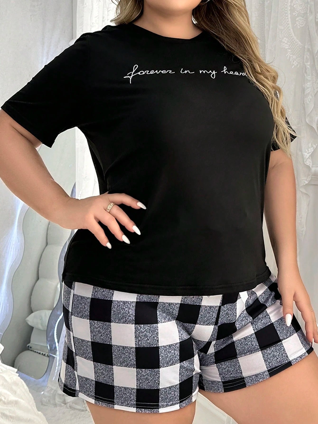 Conjunto De Pijama Com Topo De Impressão De Alfabeto Em Plus Size E Calça Xadrez