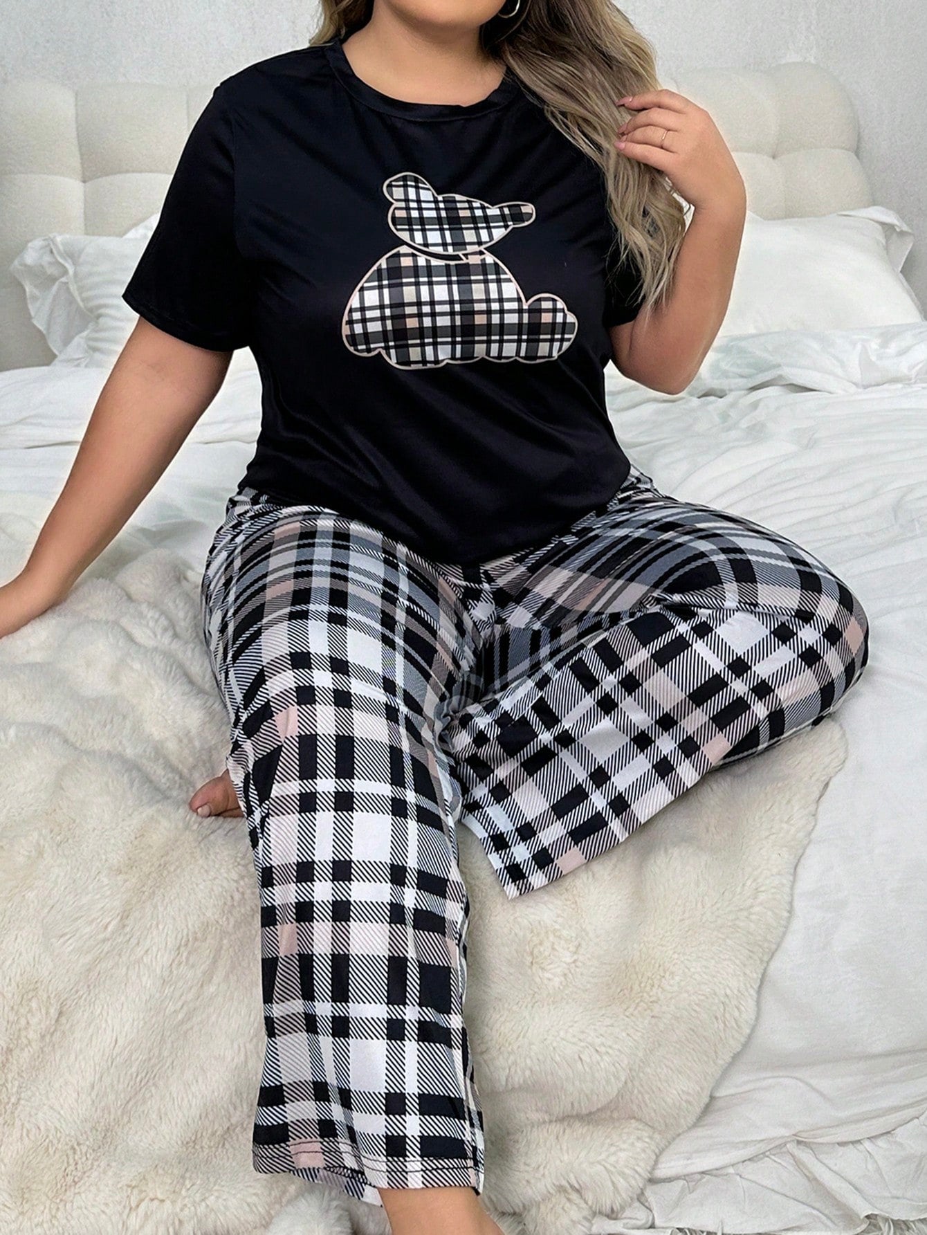 Conjunto De Pijama De Calça Xadrez E Camiseta De Manga Curta Impressa Com Desenho Animado Tamanho Grande Para Uso Casual