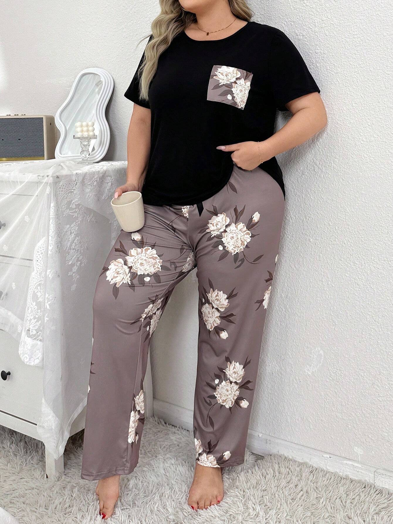 Conjunto de Pijama de Manga Curta e Calça Longa em Plus Size com Estampa