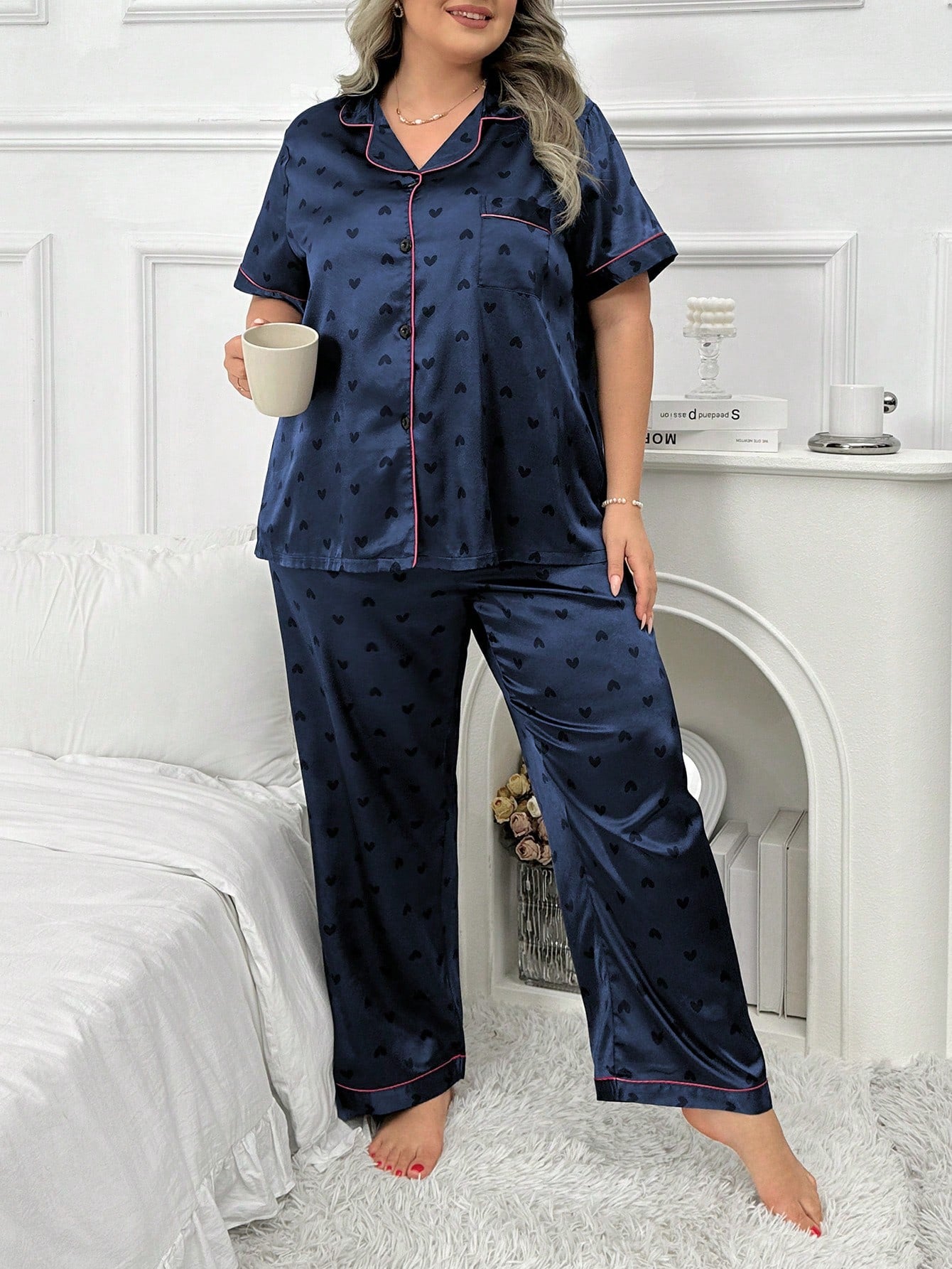 Conjunto de pijama Plus Size com gola em V, de manga curta e calça comprida em seda jacquard