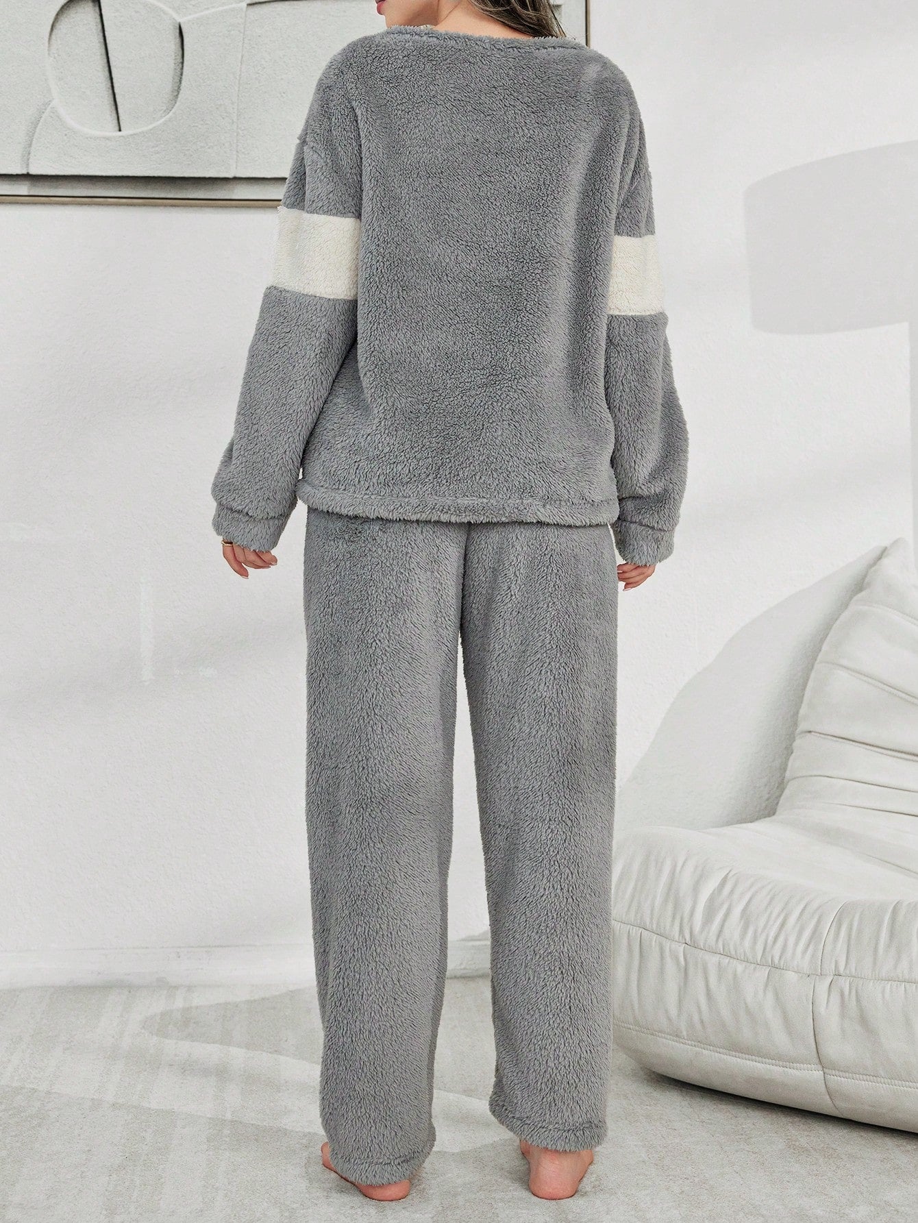 SHEIN My Everyday Conjunto de Pijama de Mangas Longas e Calça Comprida com Contraste de Cor em Tecido Plush