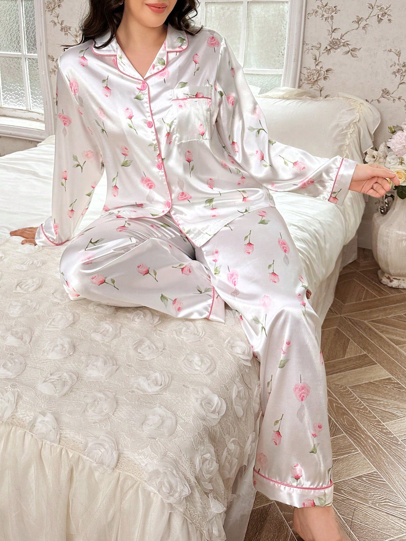 CottageSlumber Conjunto de Pijama Plus Size com Estampa Floral de Manga Longa e Camisa Colarinho de Seda Falsa