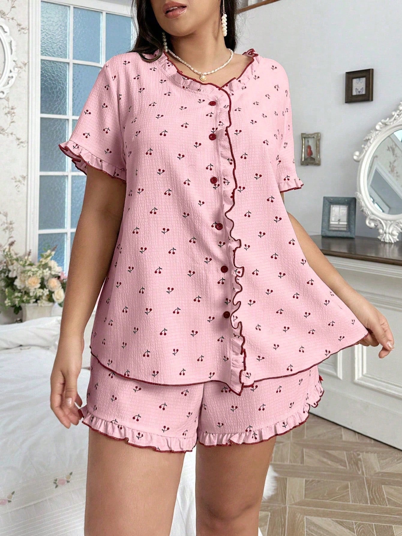CottageSlumber Conjunto de Pijama Estampa de Cereja Tamanho Plus com Detalhes Pregueados e Frontal Aberto