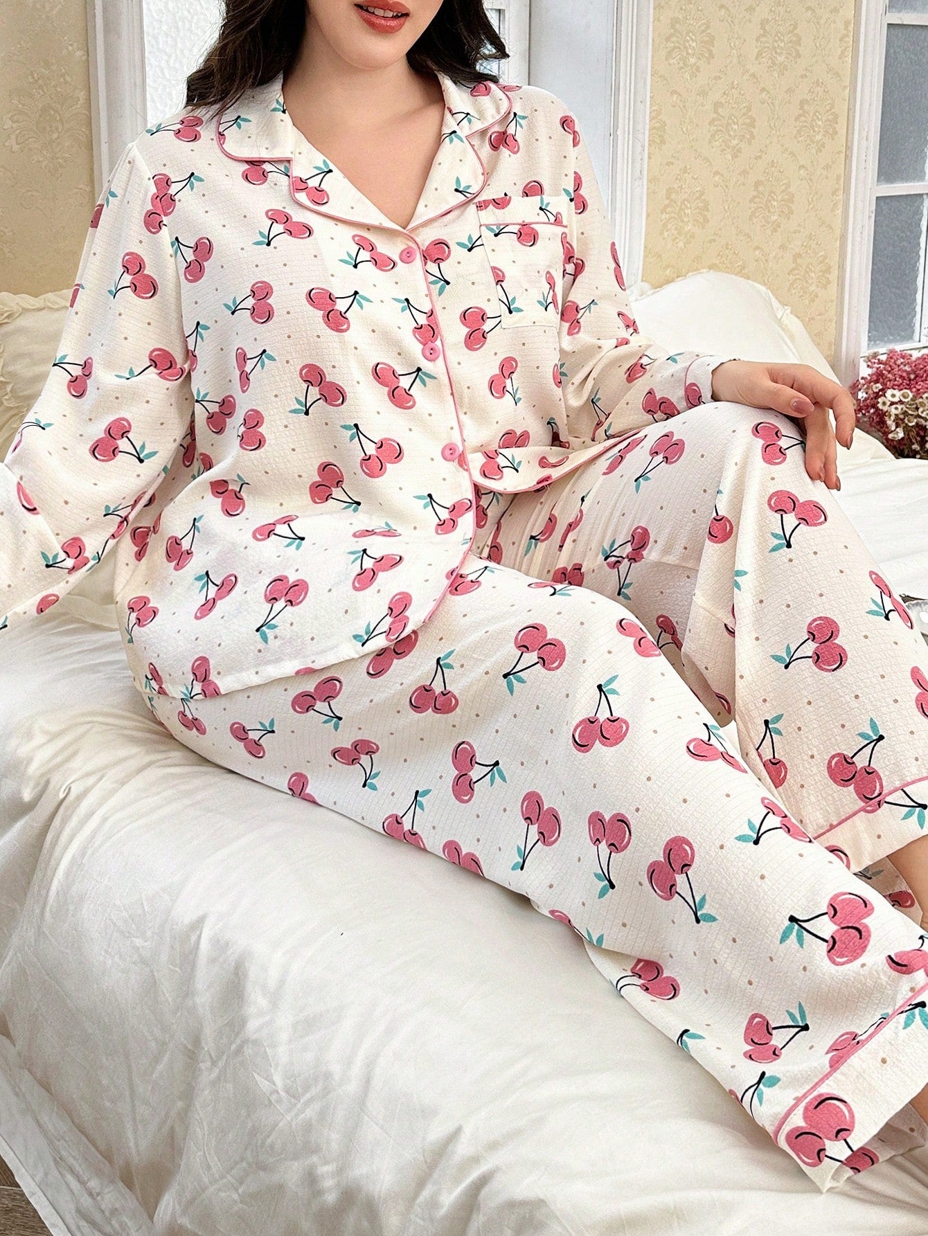 CottageSlumber Conjunto de Pijama Plus Size, Estampa de Flor de Cerejeira com Colarinho Esporte, Manga Longa