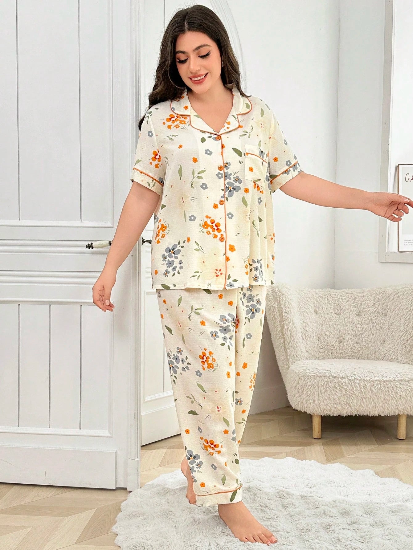 Conjunto de Pijama Feminino com Design de Gola Bolha Estampada Floral, Detalhe de Bolso, Plus Size