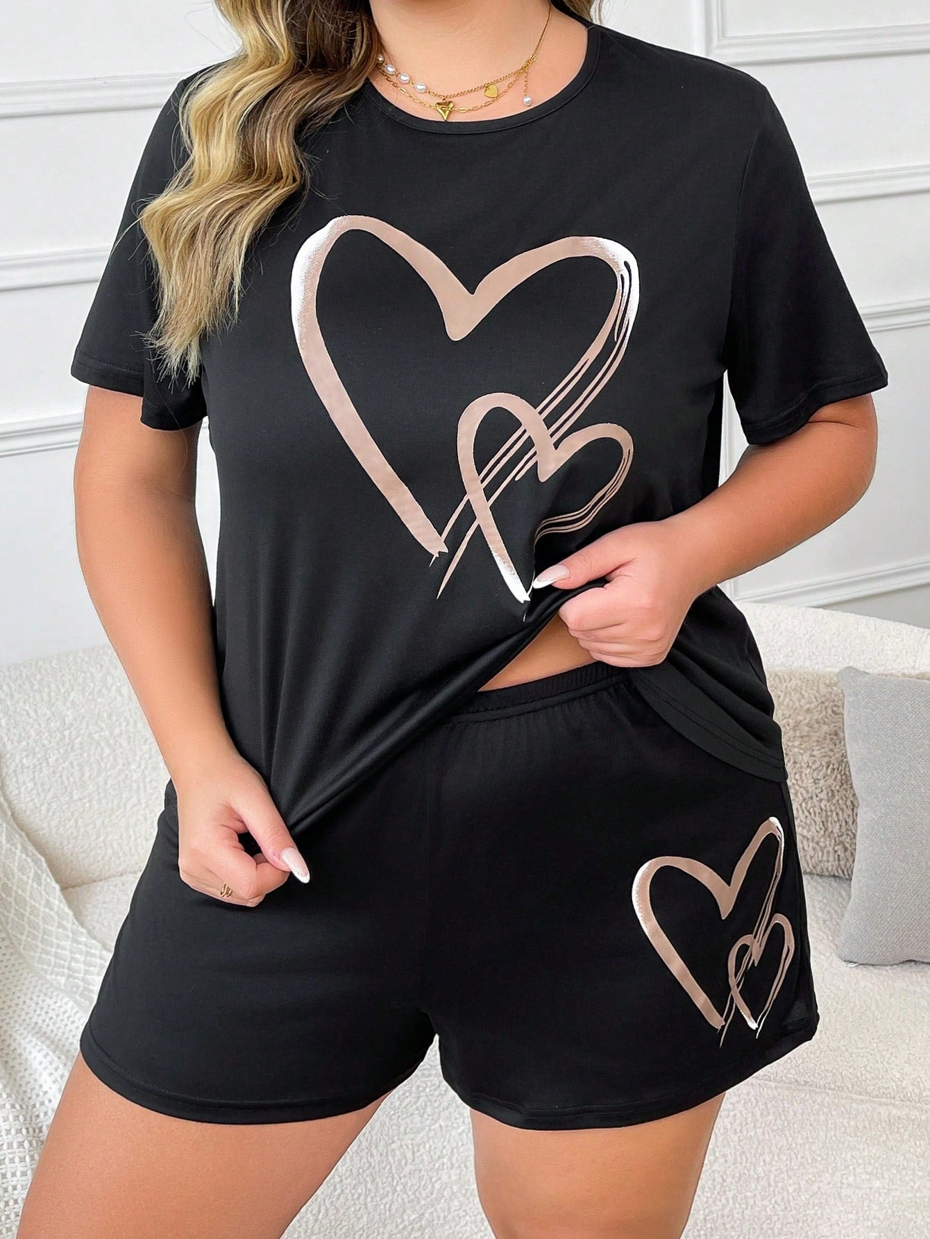 Conjunto de Pijama com Shorts e Manga Curta com Estampa de Coração, Minimalista, Plus Size