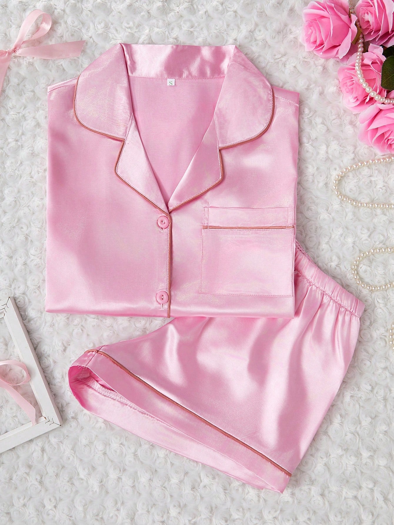 SHEIN Conjunto de Pijama Curto de Manga Curta e Shorts de Cor Sólida de Cetim para Mulheres, Roupa Doméstica de Verão
