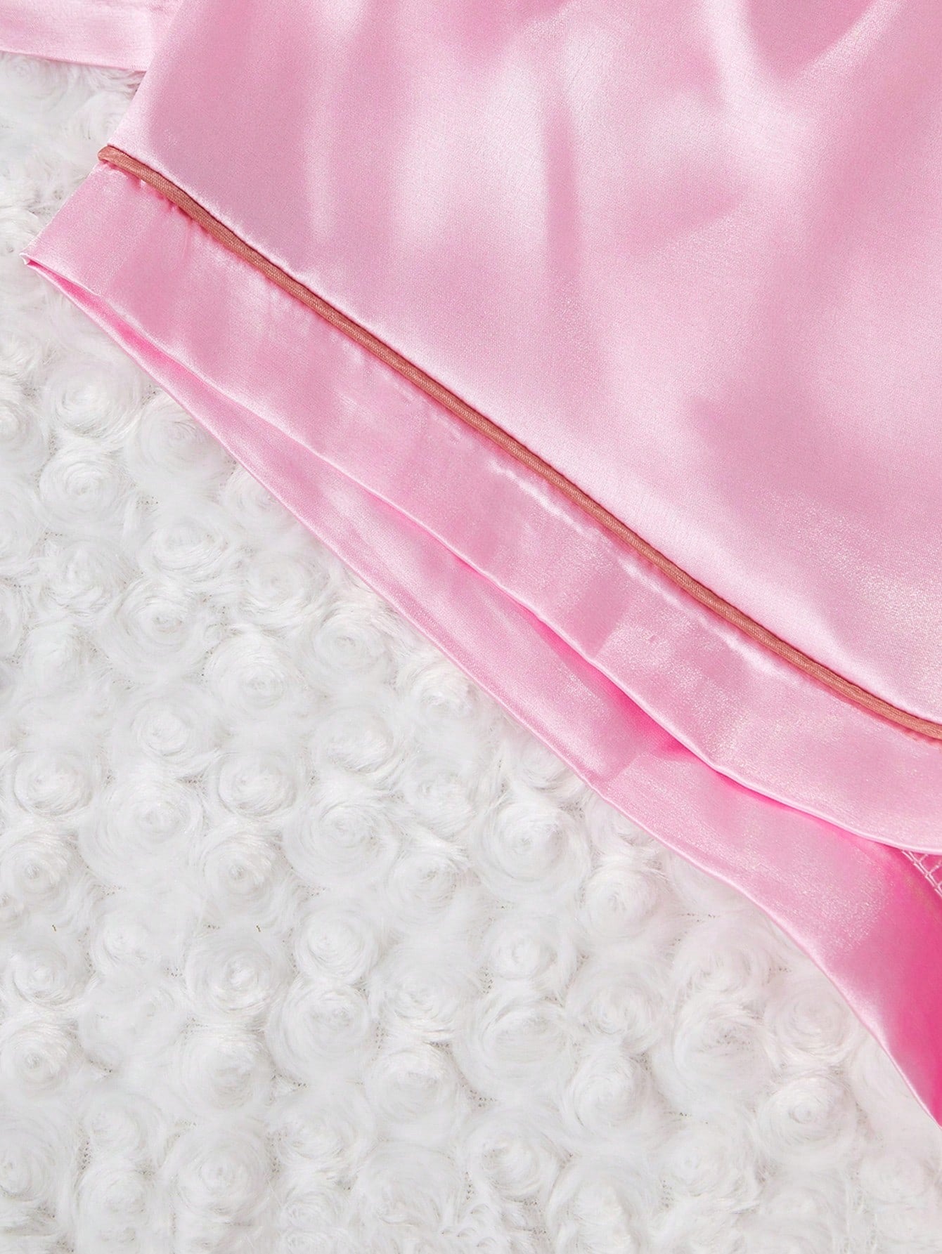 SHEIN Conjunto de Pijama Curto de Manga Curta e Shorts de Cor Sólida de Cetim para Mulheres, Roupa Doméstica de Verão
